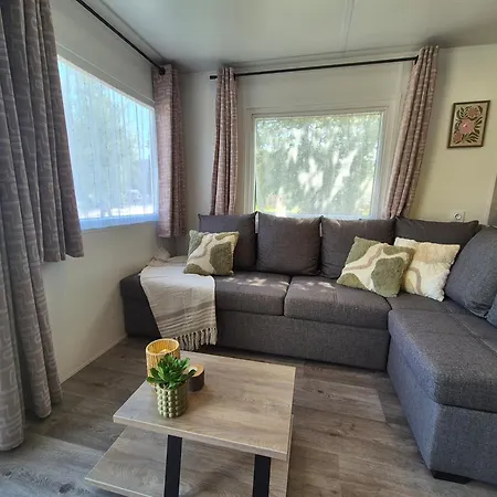 Chalet Meerzicht 10 - Luxe 6-Pers Chalet Direct Aan Het Meer, Beschut Terras * Nunspeet