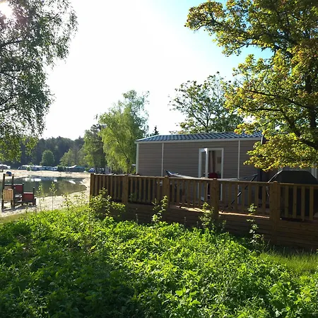 Chalet Meerzicht 10 - Luxe 6-Pers Chalet Direct Aan Het Meer, Beschut Terras