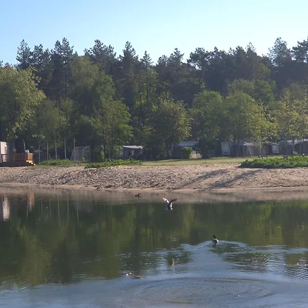 Chalet Meerzicht 10 - Luxe 6-Pers Chalet Direct Aan Het Meer, Beschut Terras Nunspeet